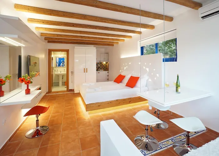 Felix & Lucia Simona Отель Мусата