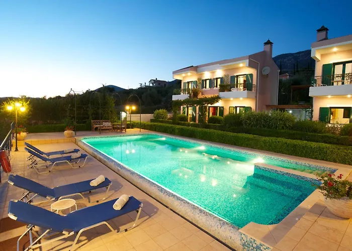 Felix & Lucia Simona Отель