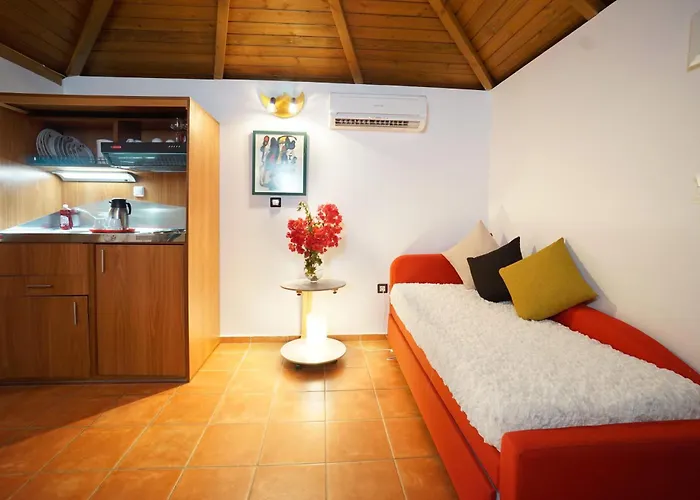 Felix & Lucia Simona Отель