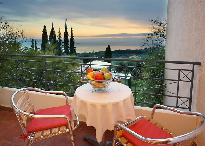 Felix & Lucia Simona Отель