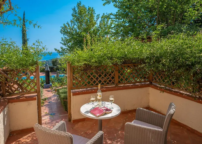 Felix & Lucia Simona 3*