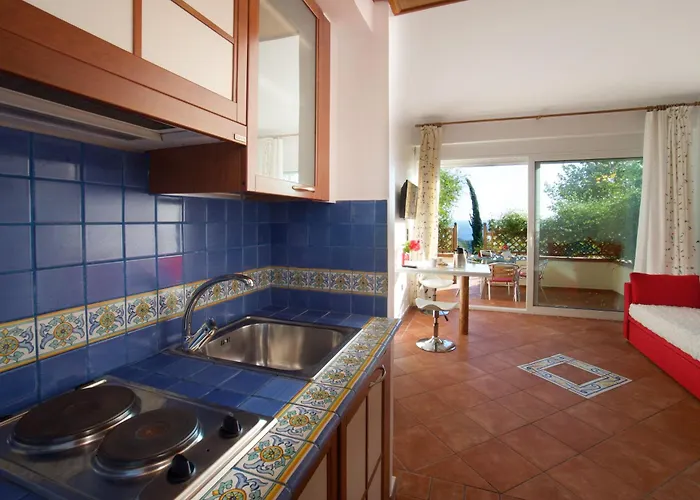 Felix & Lucia Simona Отель 3*