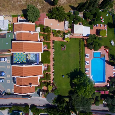 Ξενοδοχείο Felix & Lucia Simona 3*