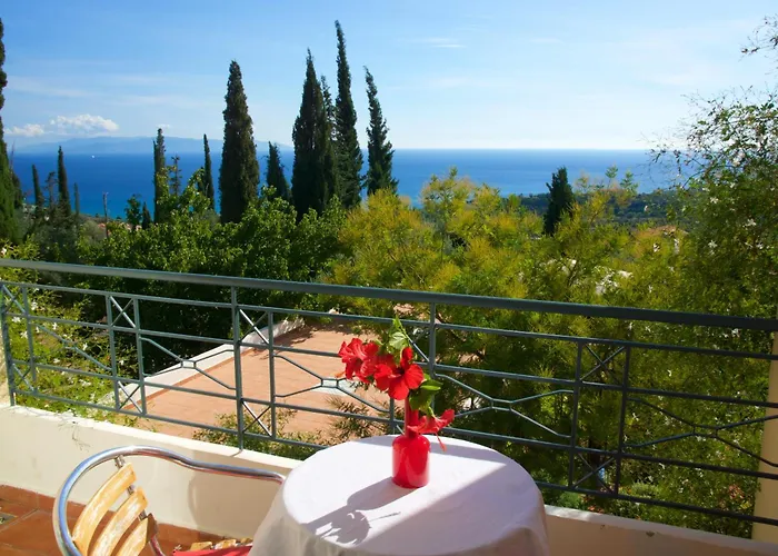 Felix & Lucia Simona Hotel