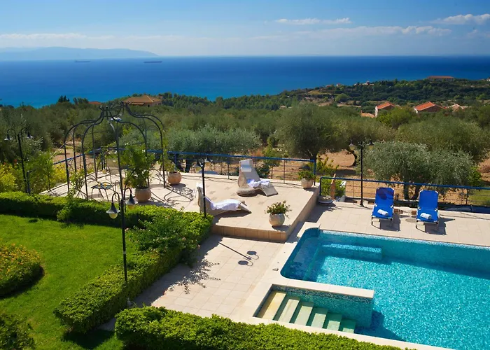 Felix & Lucia Simona Ξενοδοχείο 3*