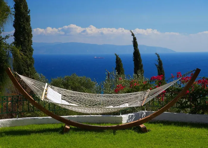 Felix & Lucia Simona Hotel Mousata