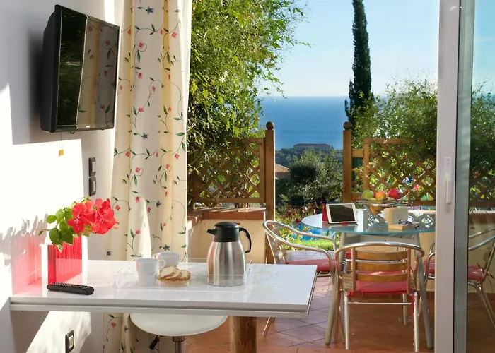 Ξενοδοχείο Felix & Lucia Simona 3*