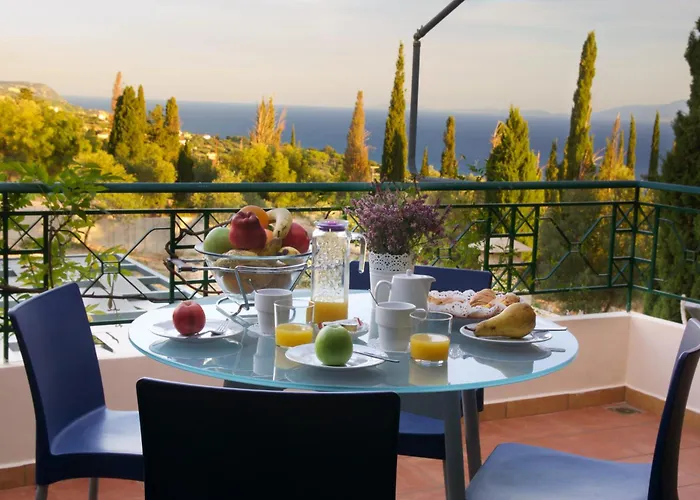 Ξενοδοχείο Felix & Lucia Simona 3*